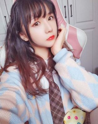 欧美风格头像黑白_720高清完整版
