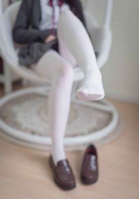 欧美范西装男头像图片_超清HD在线观看